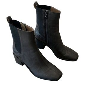 Donald Pliner Women's Kath Tumbled Nappa Heeled Ankle Boot Dark Brown - 7